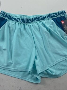 Under Armour Shorts women plus size 2XL